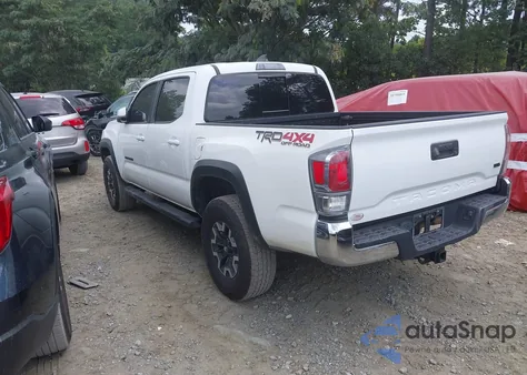 2021 Toyota Tacoma Trd Off-Road z USA, uszkodzony, nr VIN 3TMCZ5AN7MM377745
